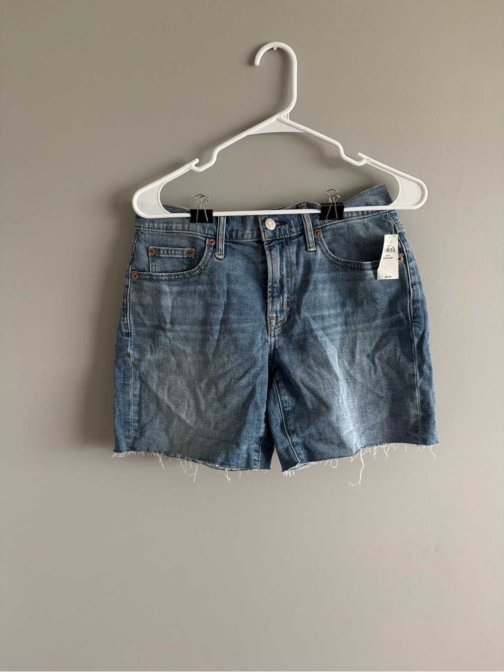 NWT Gap Women’s Blue Denim Cutoff Shorts